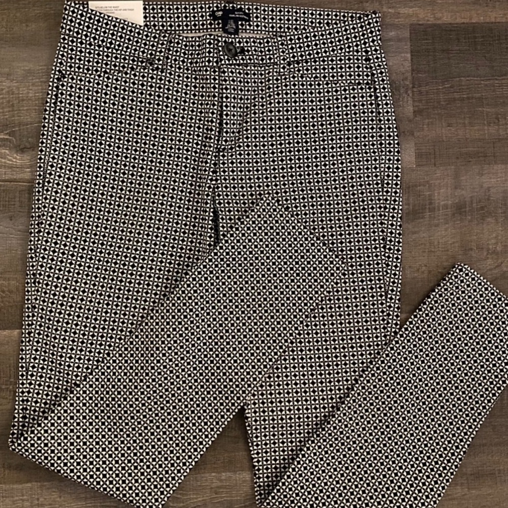 New Gap Women’s Size 2 Black & White Slim City Pants